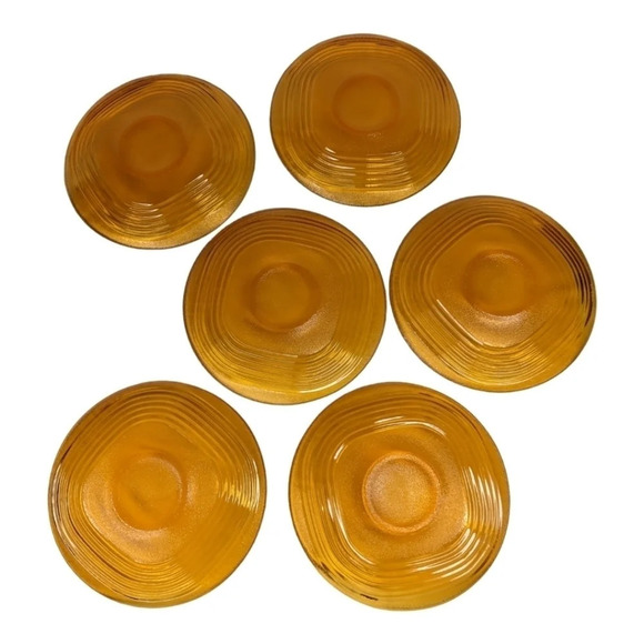 Vintage Duralex France 'Ondine' Cups and Saucers - 10 piece set, Frosted, Orange - Picture 8 of 9